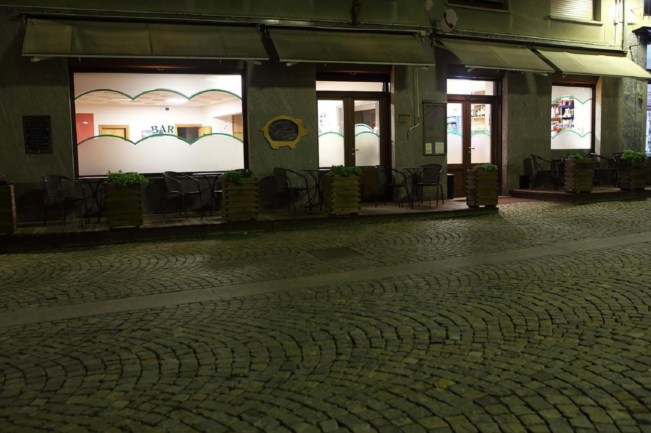 Albergo Gusmeroli Тірано Екстер'єр фото